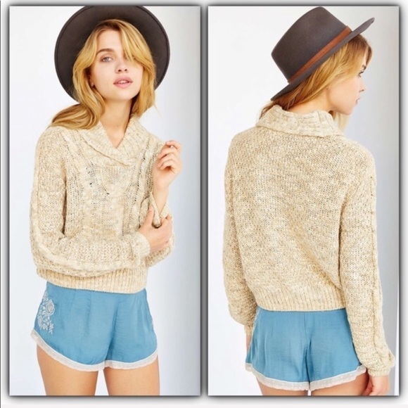 URBAN Outfitters BDG chunky fisherman’s cabled sweater size L - Picture 2 of 3